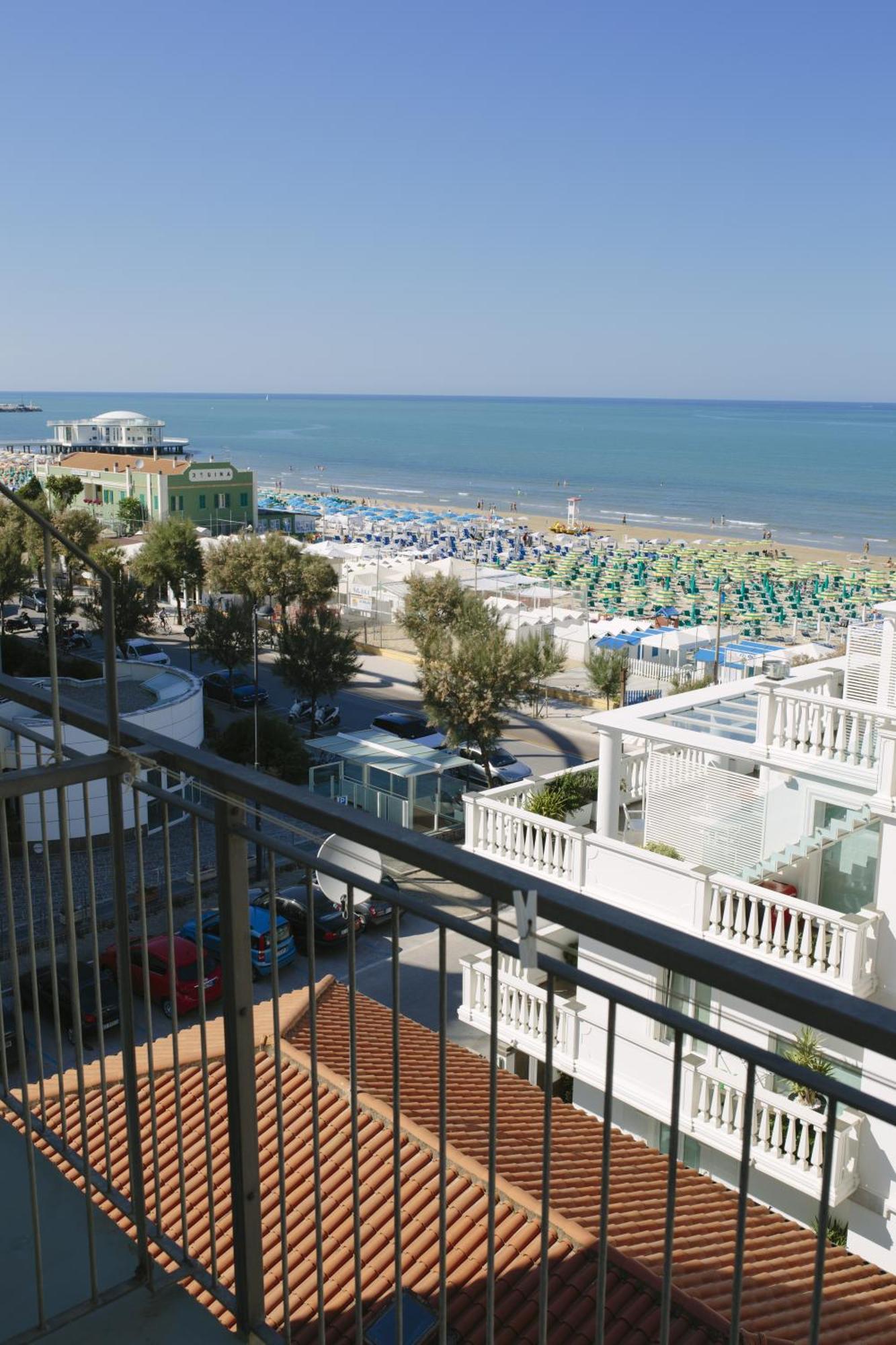Hotel Paradiso Senigallia Exteriör bild